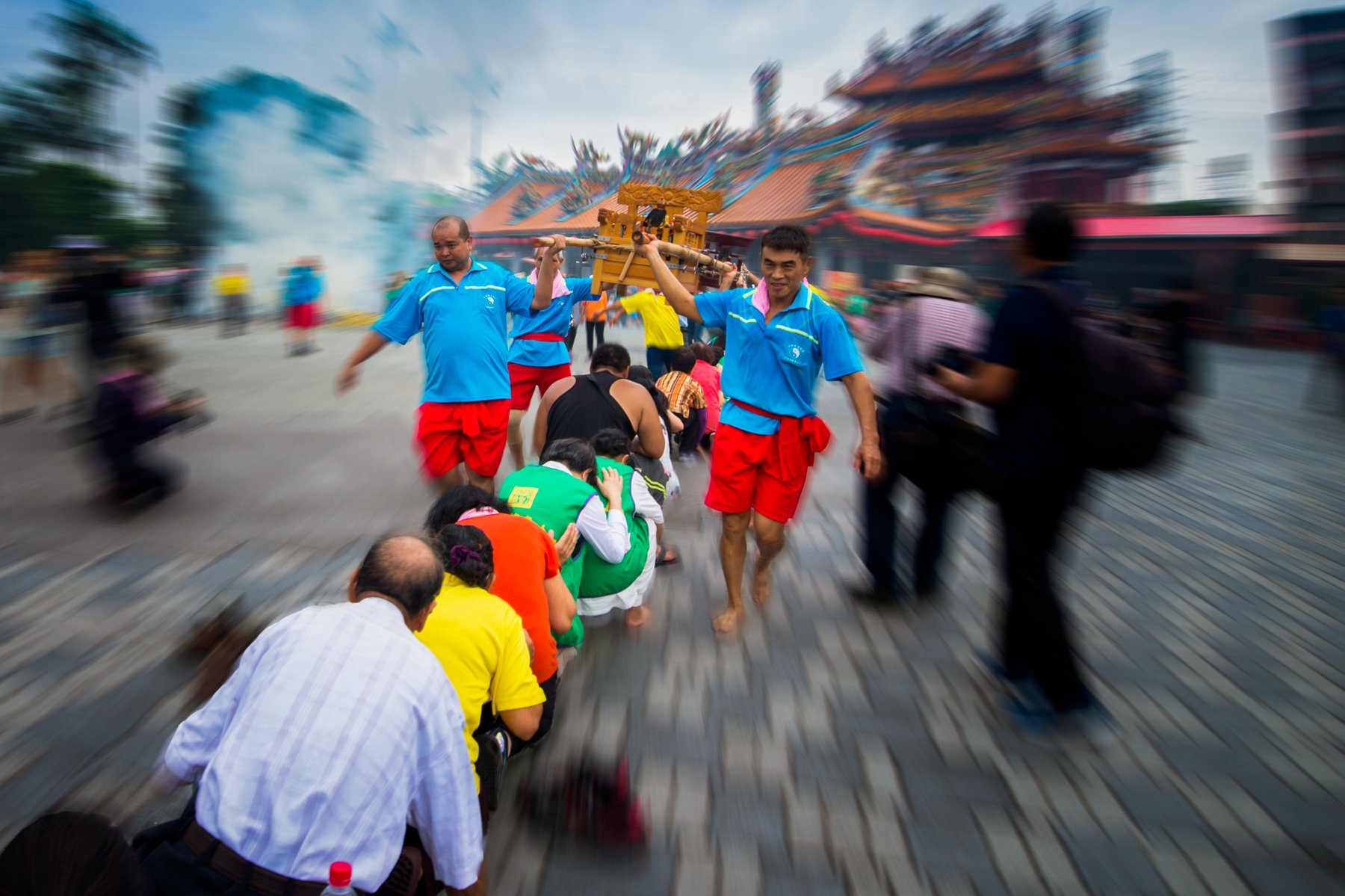 2月銀牌-吳秀玲-鑽神轎