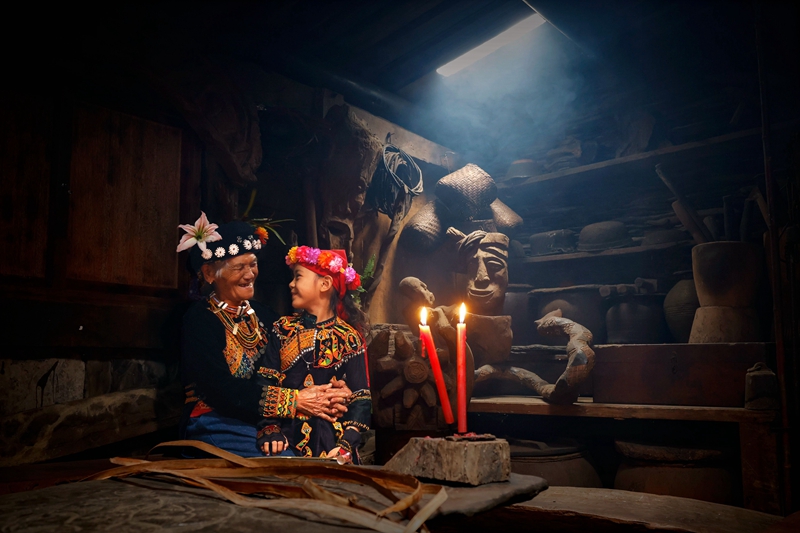 5月入選-邱瑞山-祖孫情