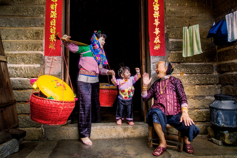 5月入選-陳秀芳-祖孫情深