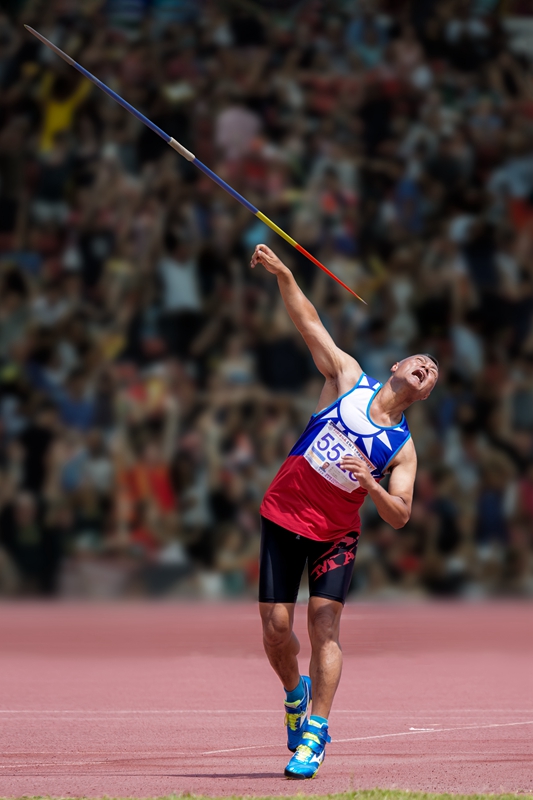 6月入選-陳秀芳-奮力一擲