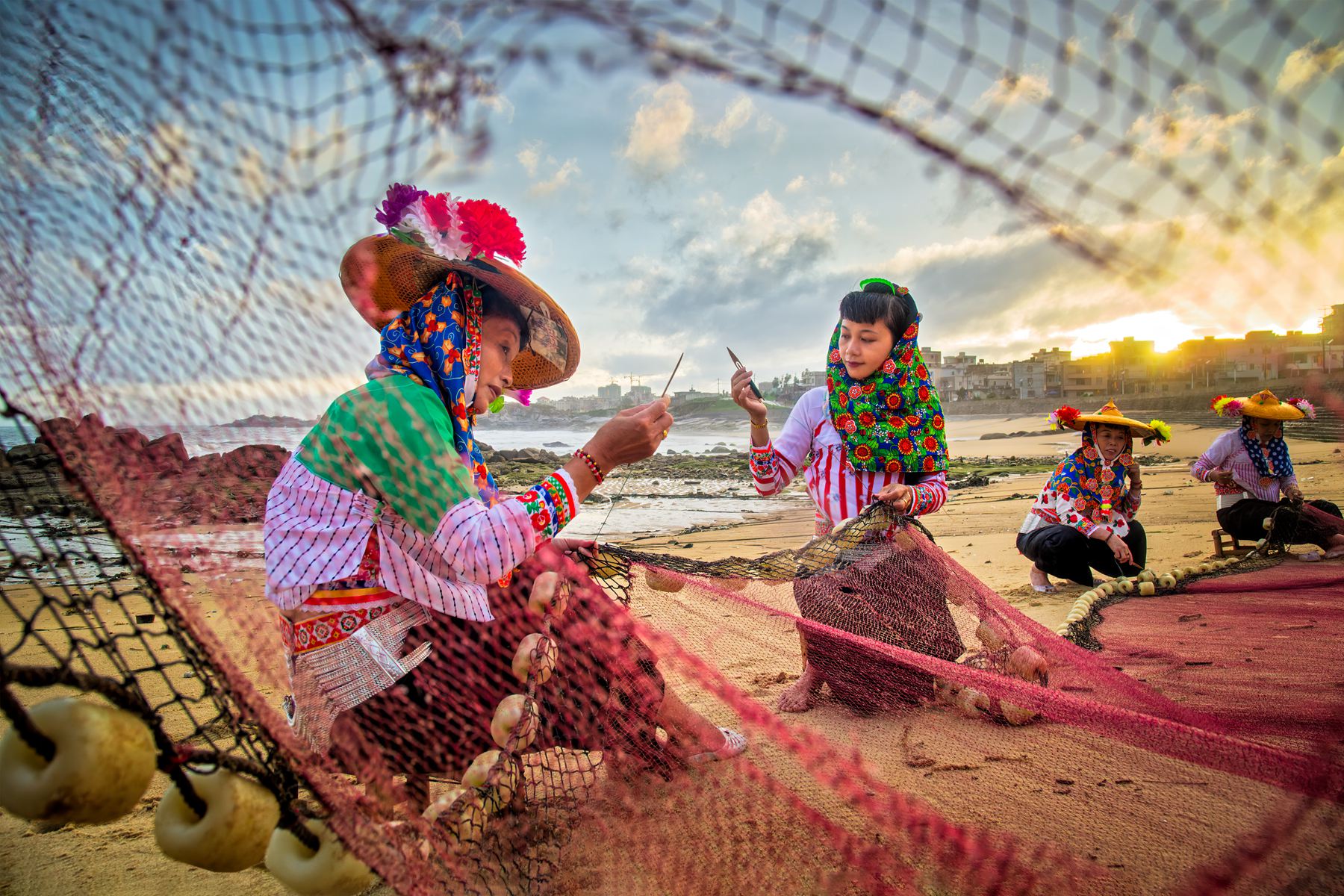 8月入選-陳秀芳-海的女兒~惠安女