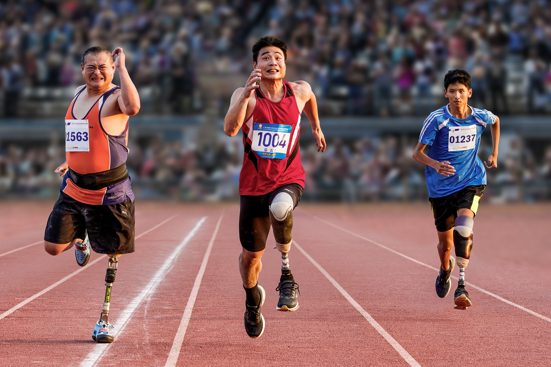 12月入選-陳秀芳-奮勇向前