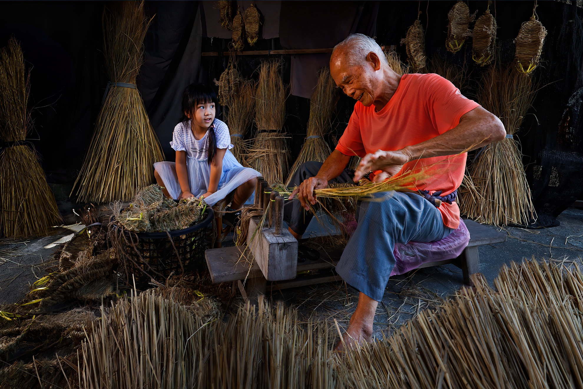 10月入選-邱瑞山-編草鞋