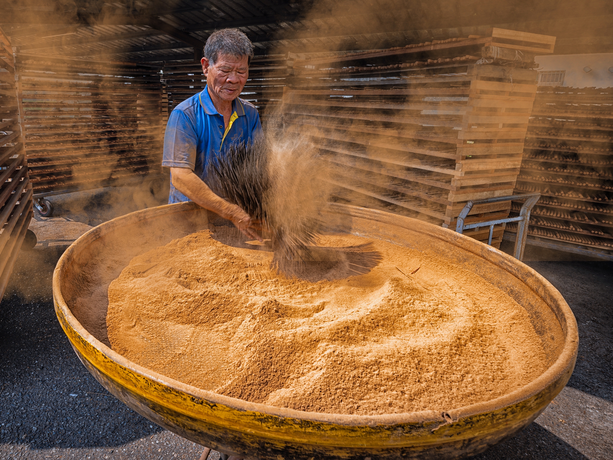 10月-入選-黃清圳-做香師