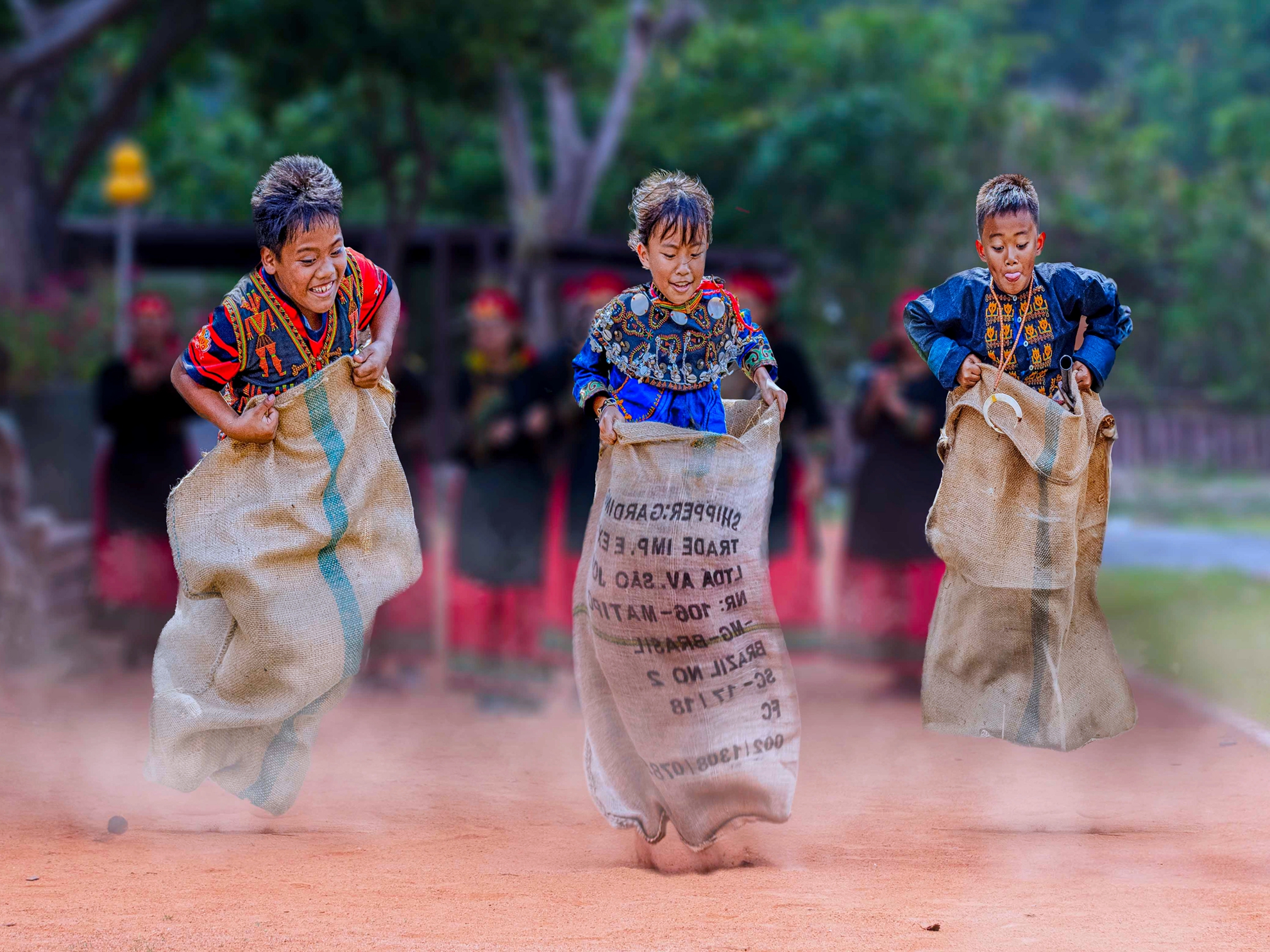 12月-入選-黃清圳-童玩遊戲