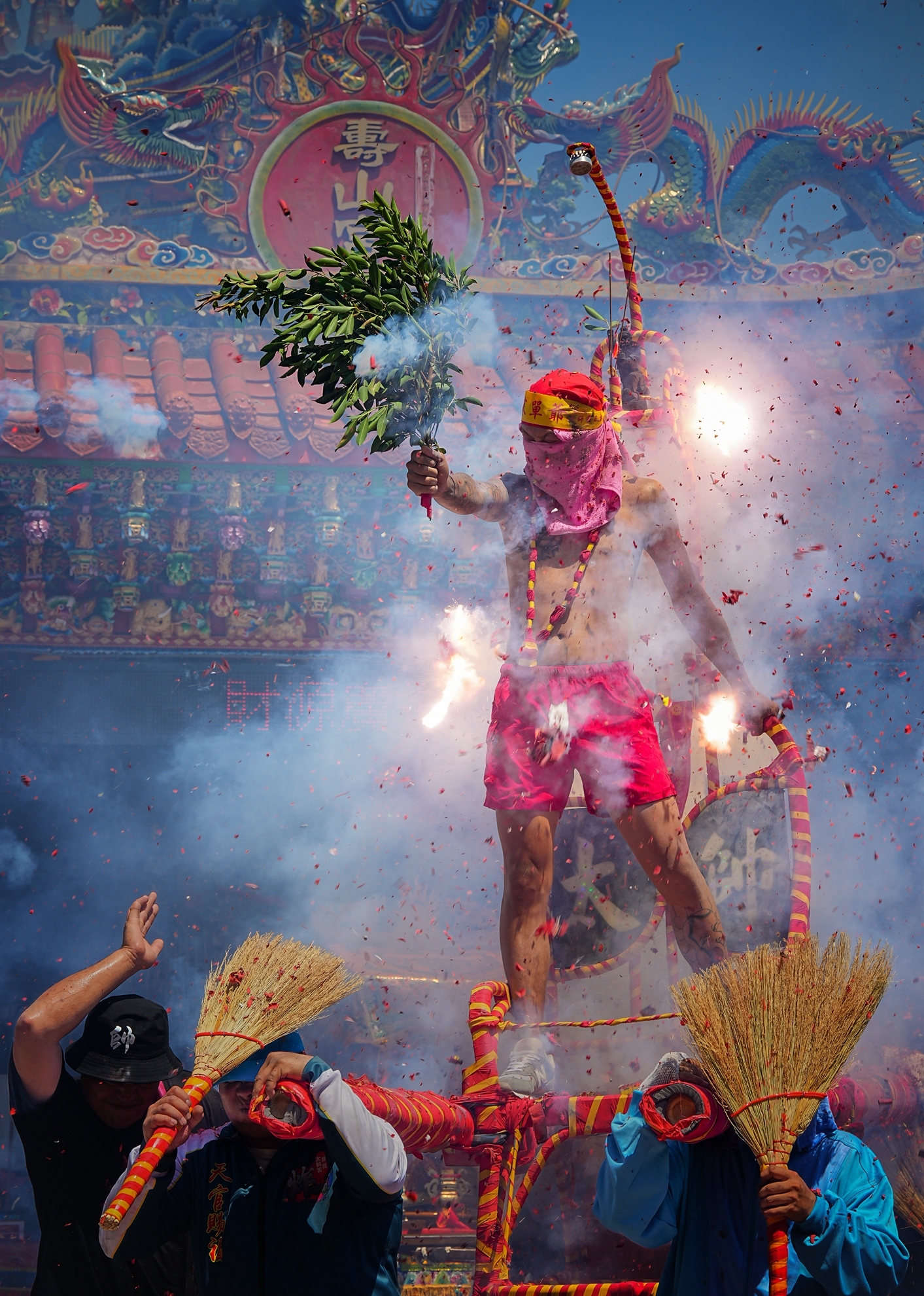 1月-(秋)-佳作-張坤柏-炸邯鄲