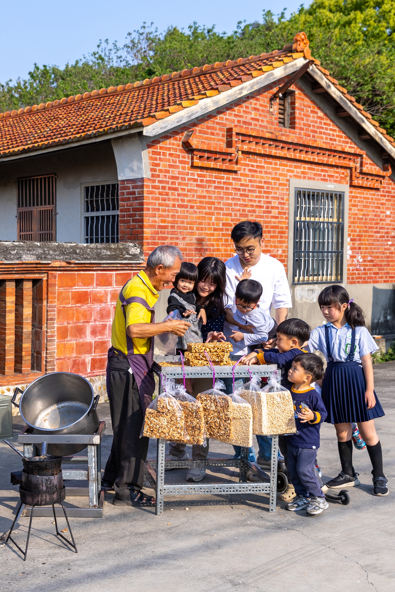 2月-(春)-入選-陳安儀-爆出童年的笑