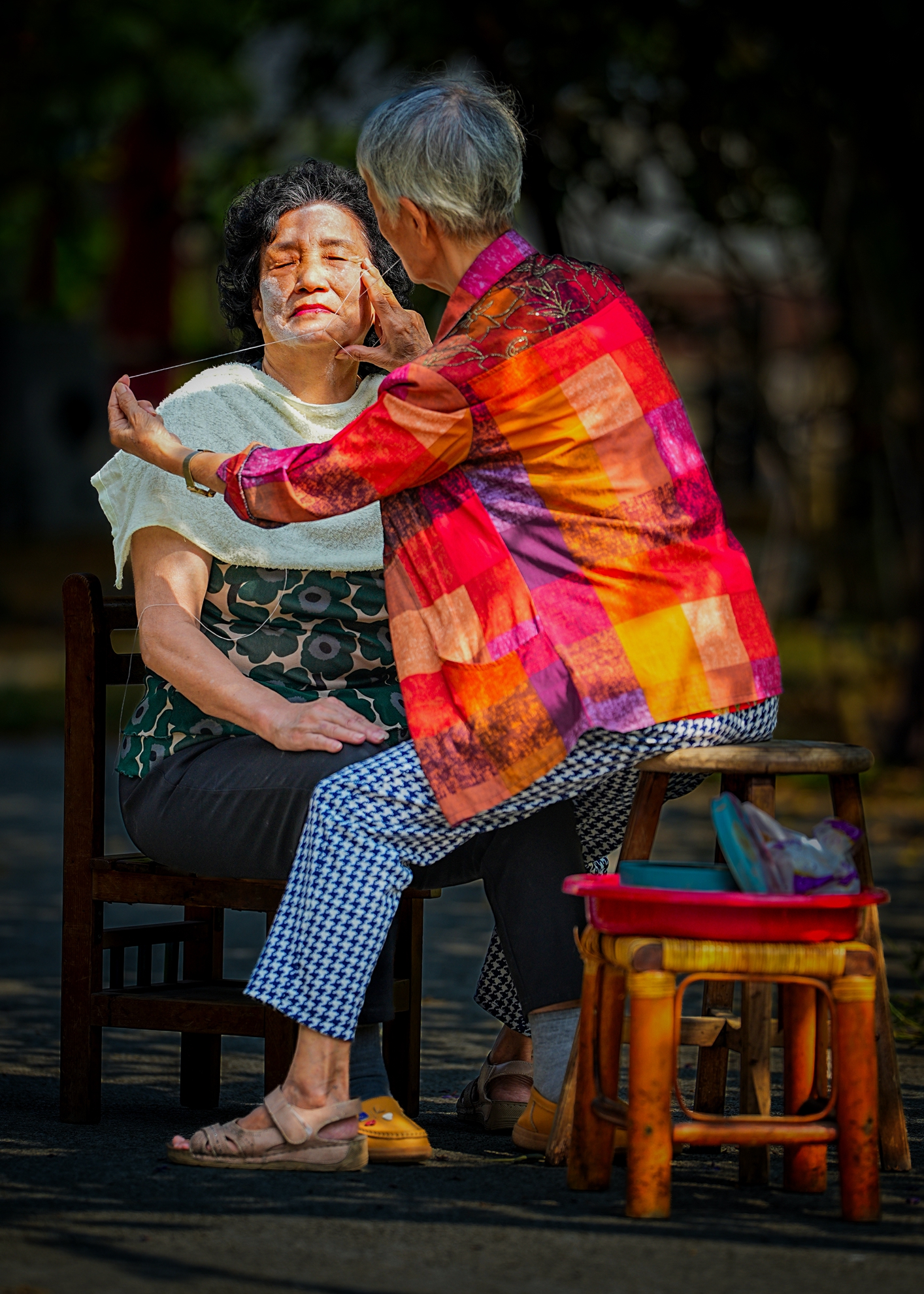 4月-(秋)-入選-張坤柏-挽臉